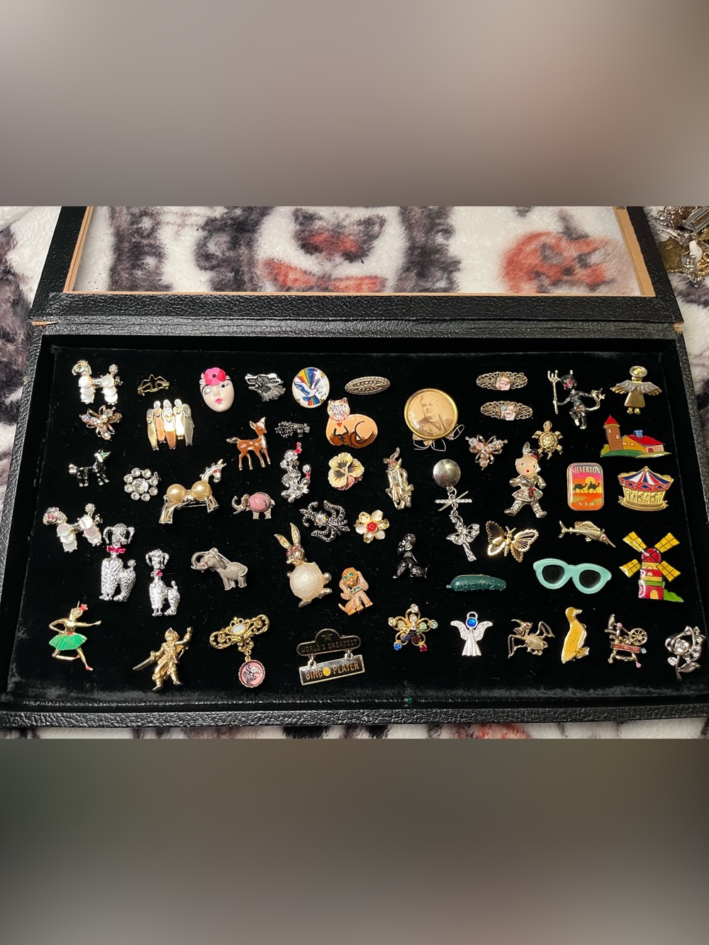 132 Brooches and Pins (pick and choose) priced individually or grouped